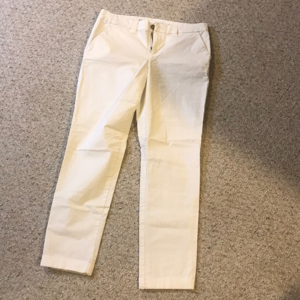 Like new white gap pants